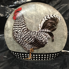 Load image into Gallery viewer, Decorative Table top/Kitchen counter rooster lamp
